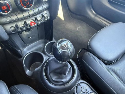 Used 2019 MINI Cooper S image 13