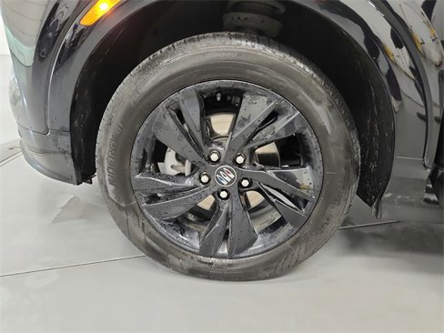 Used 2024 Buick Encore GX Sport Touring image 20