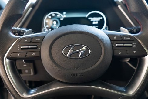Used 2021 Hyundai Sonata SEL Plus w/ Tech Package image 19