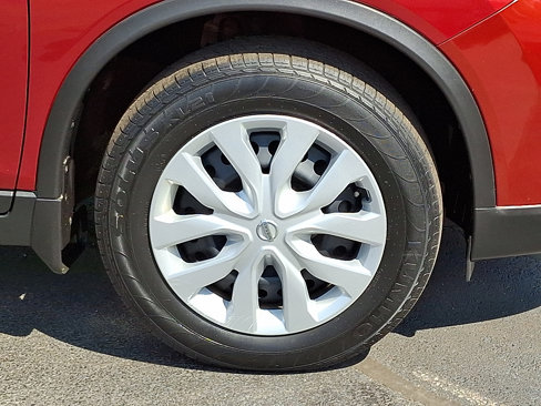 Used 2016 Nissan Rogue S image 8
