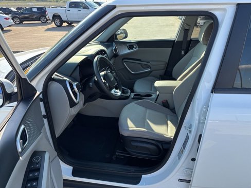 Used 2023 Kia Soul LX w/ Option Group 015 image 19