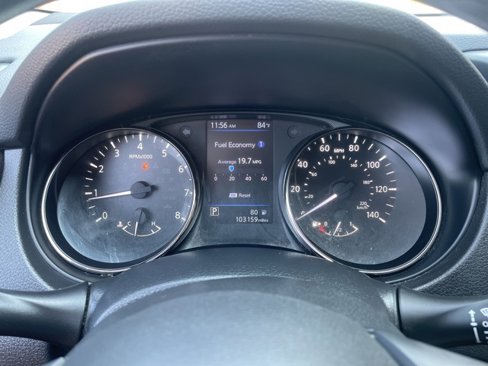 Used 2020 Nissan Rogue Sport S image 31