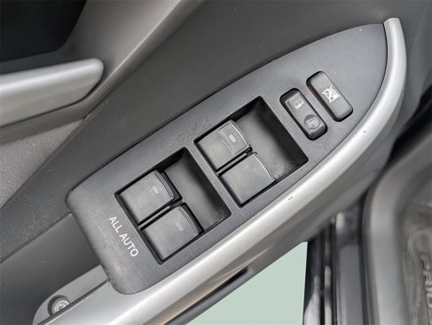 Used 2010 Toyota Prius Five image 11