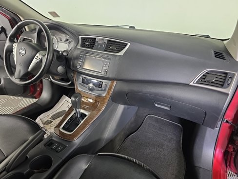 Used 2015 Nissan Sentra SL w/ SL Premium Package image 40