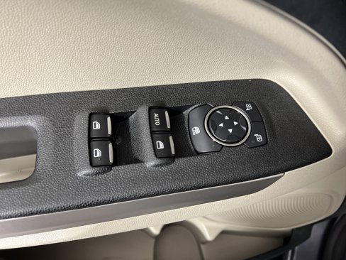 Used 2019 Ford EcoSport S image 7
