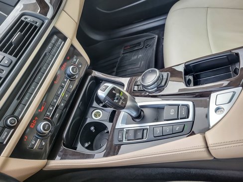 Used 2014 BMW 535i xDrive Sedan image 16