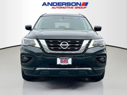 Used 2020 Nissan Pathfinder Platinum w/ Cargo Package image 16
