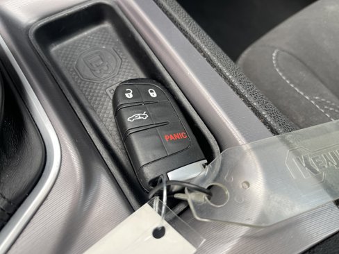 Used 2023 Dodge Charger SXT image 36