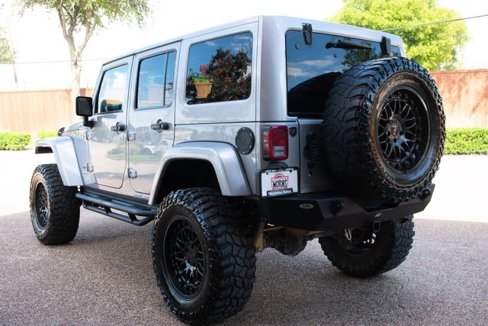 Used 2014 Jeep Wrangler Sahara image 10