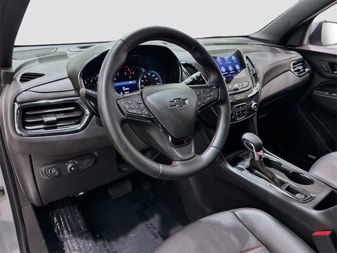 Used 2024 Chevrolet Equinox RS w/ RS Leather Package image 9