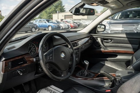 Used 2011 BMW 328i xDrive Sedan w/ Premium Pkg image 6