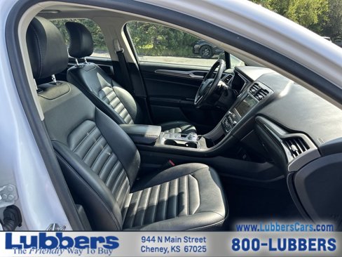 Used 2019 Ford Fusion SEL image 20