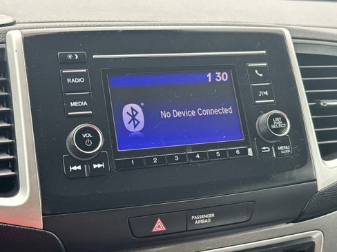 Used 2019 Honda Pilot LX image 23