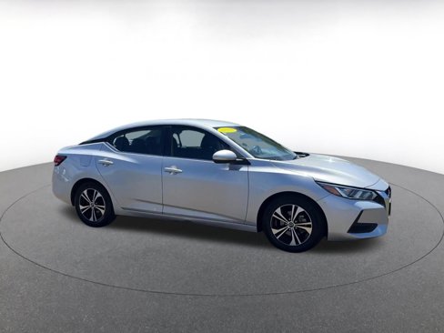 Used 2021 Nissan Sentra SV image 1