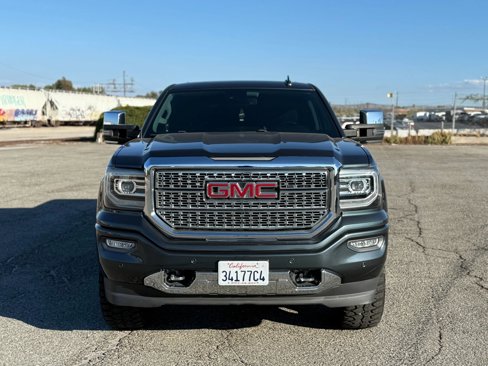 Used 2017 GMC Sierra 1500 Denali image 4