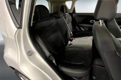 Used 2019 Kia Soul image 22