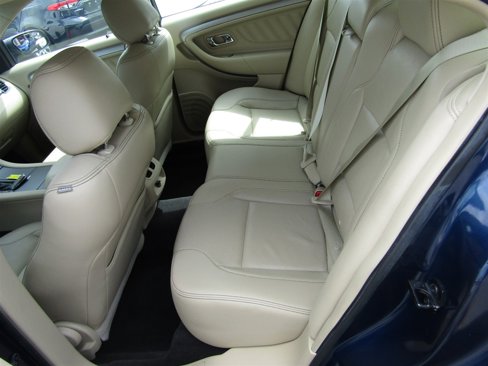 Used 2016 Ford Taurus SEL w/ Equipment Group 201A image 21
