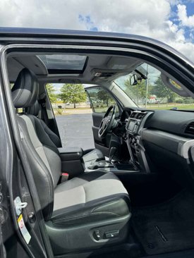 Used 2015 Toyota 4Runner SR5 Premium image 11
