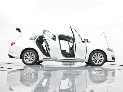 Used 2023 Chevrolet Malibu LT w/ Driver Confidence Package image 47