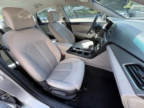 Used 2017 Hyundai Sonata SE image 22