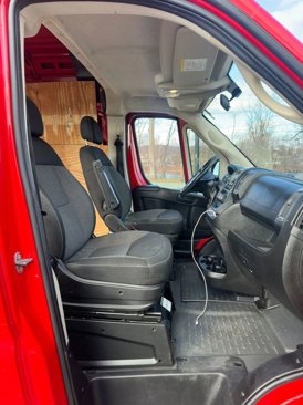 Used 2018 RAM ProMaster 2500 w/ Interior Convenience Group image 9
