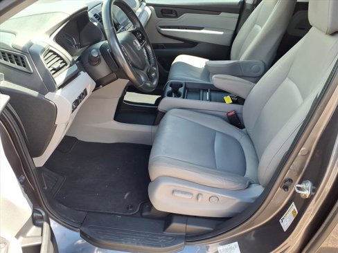 Certified 2018 Honda Odyssey Touring image 11