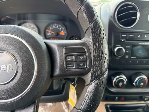 Used 2016 Jeep Compass Sport w/ Power Value Group image 26