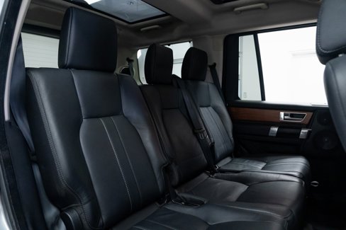Used 2011 Land Rover LR4 HSE image 24