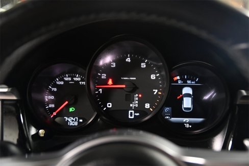 Used 2019 Porsche Macan image 13
