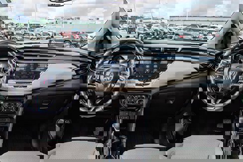 Used 2023 Buick Encore GX Select image 5