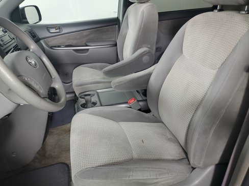 Used 2008 Toyota Sienna LE image 12