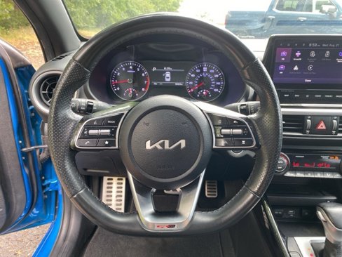 Used 2023 Kia Forte GT-Line w/ GT-Line Premium Package image 12