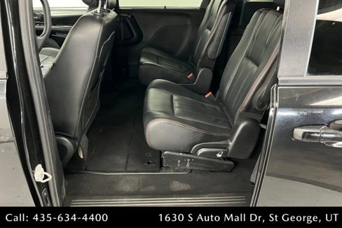 Used 2019 Dodge Grand Caravan GT image 20