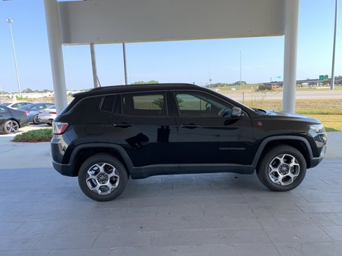Used 2022 Jeep Compass Trailhawk w/ Trailhawk Convenience Group image 4