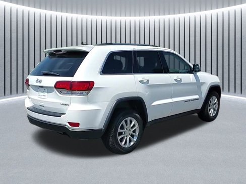Used 2021 Jeep Grand Cherokee Laredo w/ Security & Convenience Group image 4