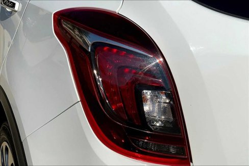 Used 2020 Buick Encore Essence image 27