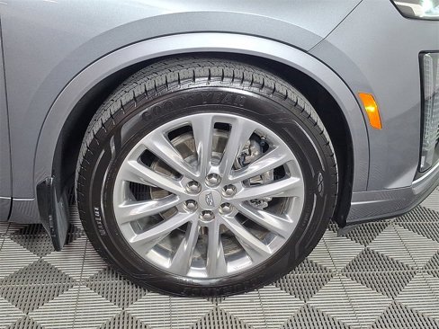Used 2021 Cadillac XT6 Premium Luxury image 12