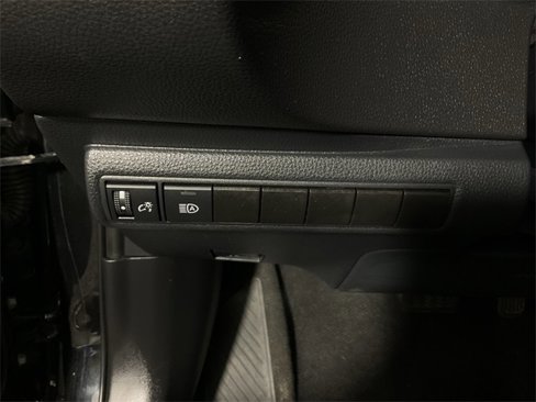 Used 2022 Toyota Corolla LE image 26