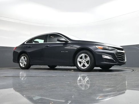 Used 2023 Chevrolet Malibu LT w/ Driver Confidence Package image 29