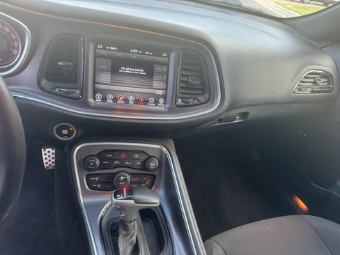 Used 2017 Dodge Challenger R/T Scat Pack w/ Dynamics Package image 16