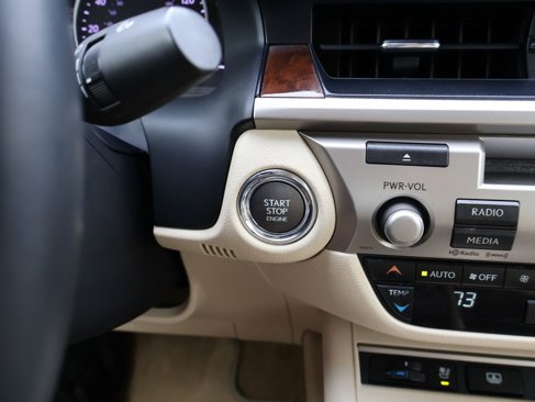 Used 2013 Lexus ES 350 image 32