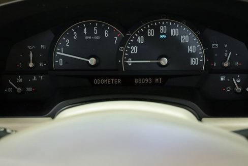 Used 2004 Cadillac XLR image 12