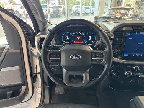 Used 2021 Ford F150 Lariat w/ Max Trailer Tow Package image 11