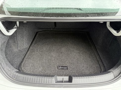Used 2022 Volkswagen Jetta Sport image 23