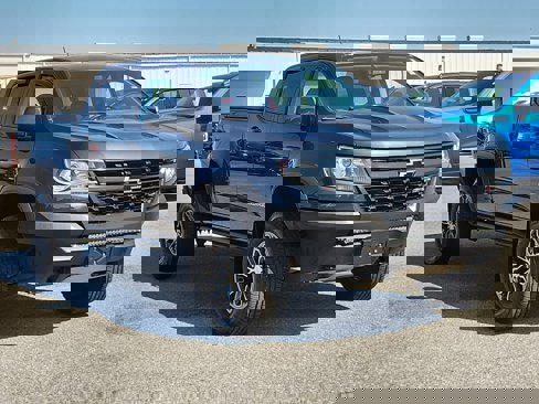 Used 2019 Chevrolet Colorado ZR2 image 3