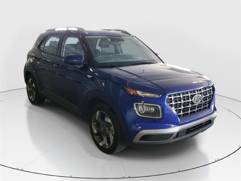 Used 2022 Hyundai Venue Limited image 2