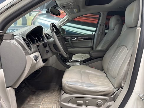 Used 2014 Buick Enclave Premium image 4