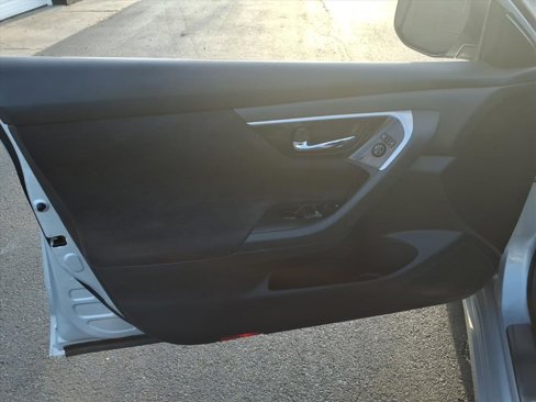 Used 2013 Nissan Altima 2.5 SV w/ 2.5SV Convenience Pkg image 29