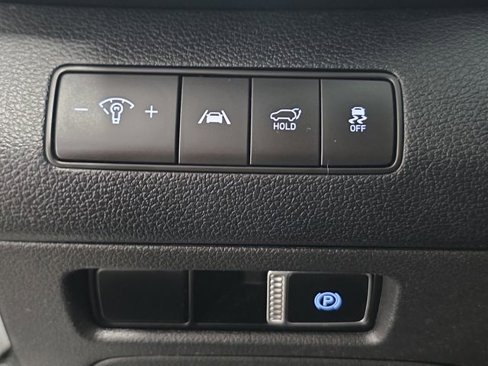 Used 2023 Hyundai Santa Fe SEL image 25