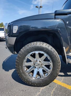 Used 2008 HUMMER H3 image 9